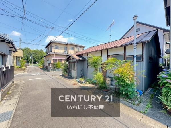 一宮市浅井町大野字中土山の土地