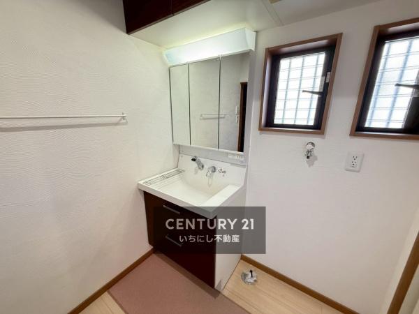 一宮市浅井町河端字吹の中古一戸建て