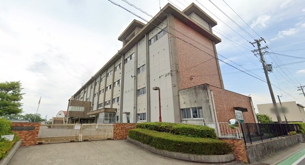 一宮市千秋町加納馬場字米野の土地(一宮市立千秋東小学校)