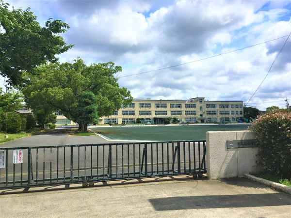 一宮市冨田字上町の中古一戸建て(一宮市立起小学校)