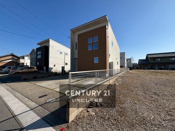 一宮市佐千原字北郷の中古一戸建て