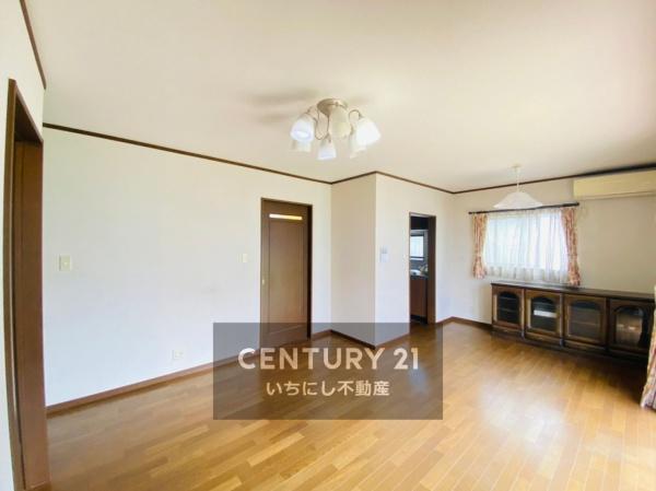 一宮市奥町字三出の中古一戸建て