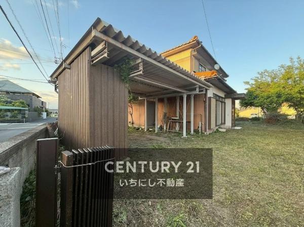 一宮市浅井町小日比野字上牧の中古一戸建て
