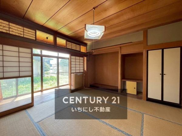 一宮市浅井町小日比野字上牧の中古一戸建て