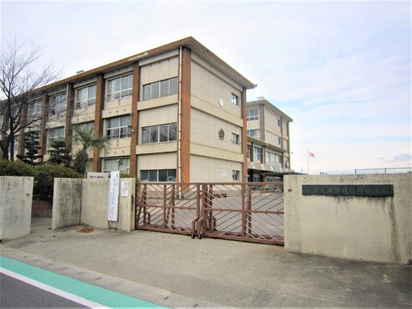 一宮市今伊勢町新神戸字郷前の土地(一宮市立今伊勢西小学校)