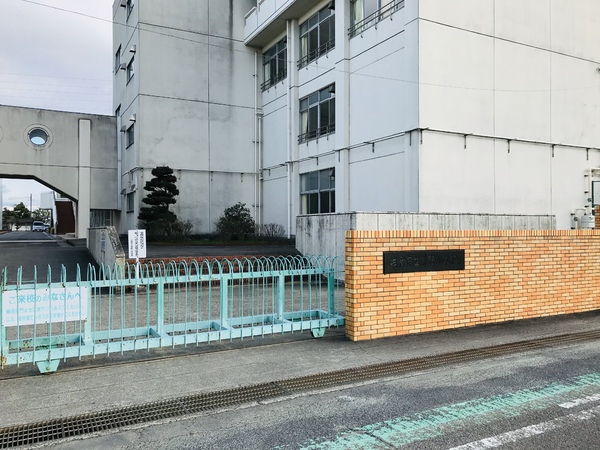 岩倉市下本町丸之内の土地(岩倉市立曽野小学校)