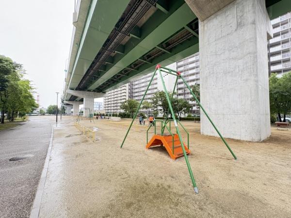 「天空のエミナス」・名古屋市港区港楽1号棟(港楽街園)