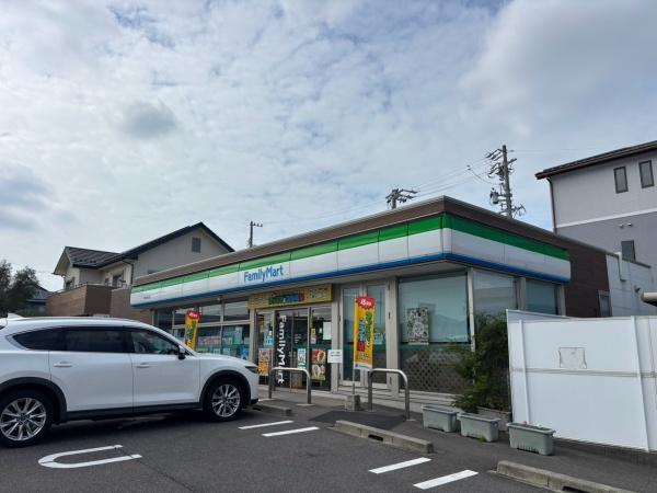 小牧市北外山Ⅰ期1号棟(ファミリーマート小牧北外山店)
