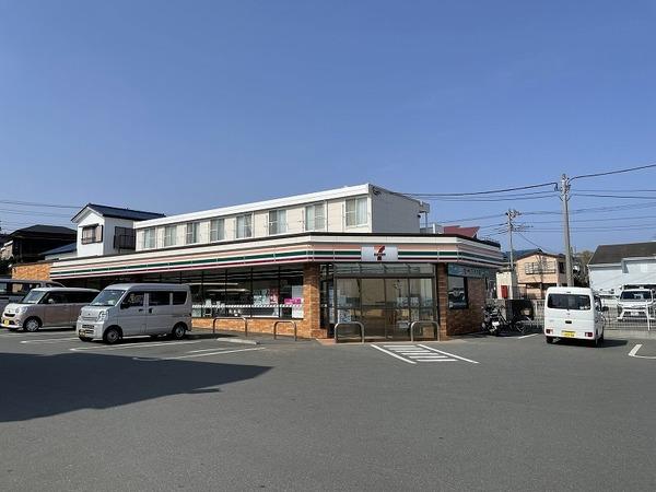 三浦市南下浦町菊名の土地(セブンイレブン三浦上宮田店)