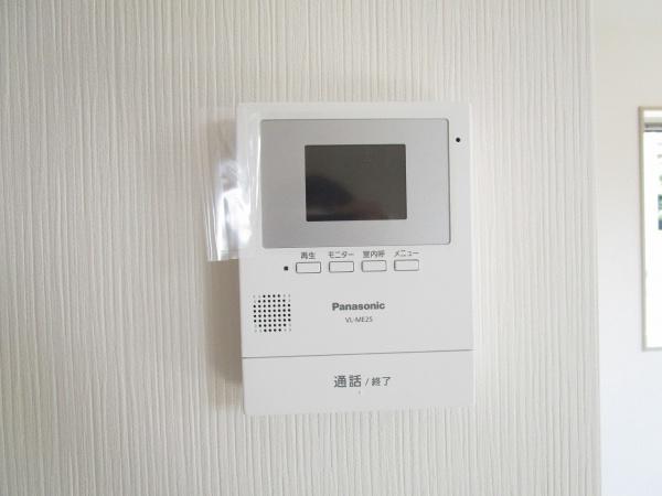 汲沢町全３棟/Ｂ号棟