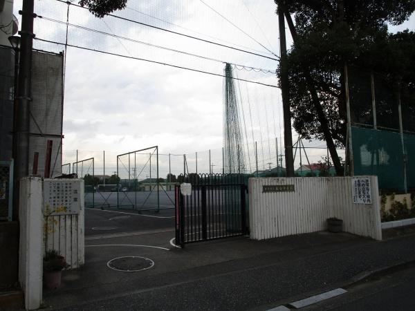 横浜市栄区桂台西2丁目の土地(横浜市立桂台中学校)