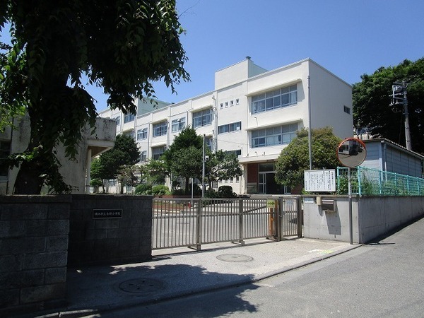上永谷北パークホームズ(横浜市立永野小学校)