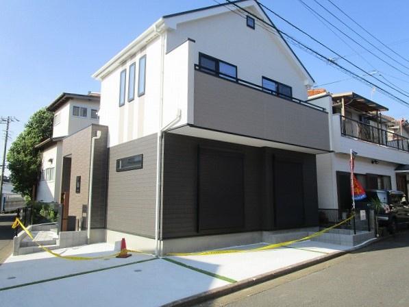 横浜市泉区下飯田町の新築一戸建