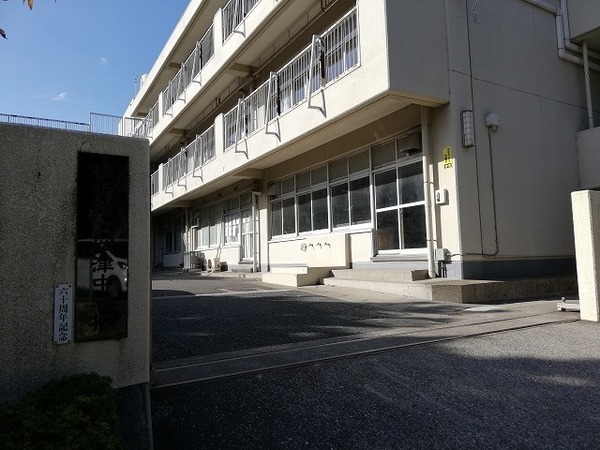 横浜市泉区岡津町の新築一戸建(横浜市立岡津中学校)
