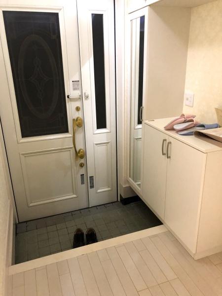 横須賀市西逸見町3丁目の中古一戸建て(玄関)