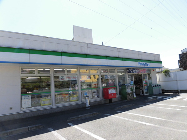 コープ野村戸塚長沼(ファミリーマート栄長沼町店)