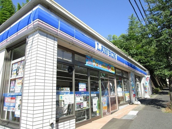 横浜市戸塚区南舞岡3丁目の新築一戸建(ローソン戸塚舞岡町店)