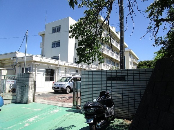 横浜市戸塚区平戸1丁目の新築一戸建(横浜市立平戸小学校)