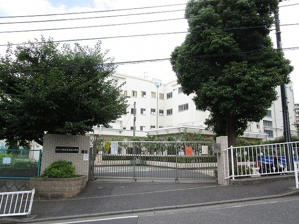 県ドリームハイツ15号棟(横浜市立横浜深谷台小学校)