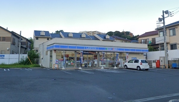 横浜市南区別所5丁目の中古一戸建て(ローソン横浜別所四丁目店)