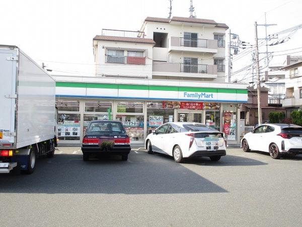 ベルメゾン東戸塚(ファミリーマート東戸塚名瀬下店)