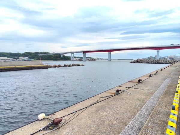 三浦市晴海町の中古一戸建て