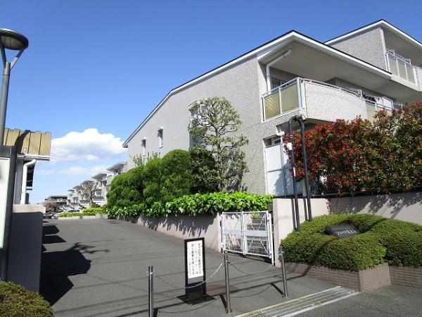 シュール東永谷