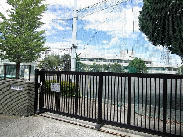 ラムーナ横浜戸塚スカイリッジ(横浜市立領家中学校)