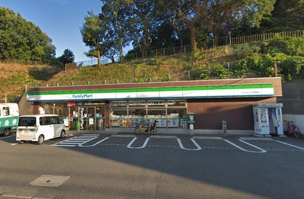 横浜市戸塚区柏尾町の中古一戸建て(ファミリーマートエクセレンス不動坂店)