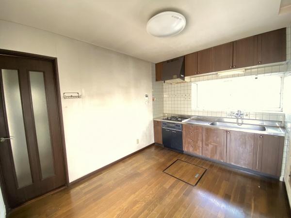 横浜市戸塚区戸塚町の中古一戸建