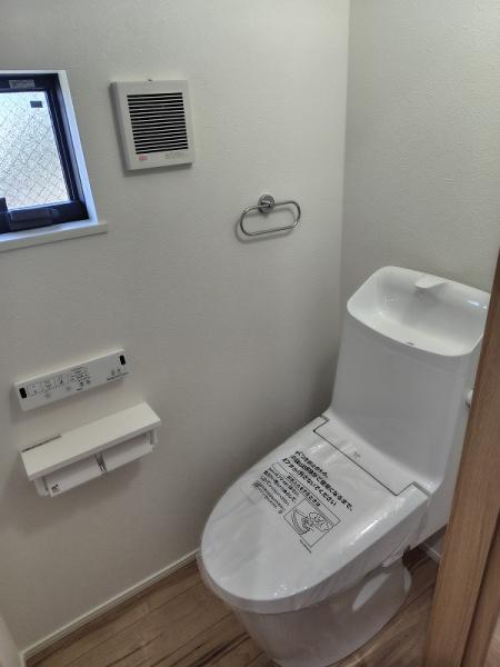 汲沢8丁目全2棟/B号棟