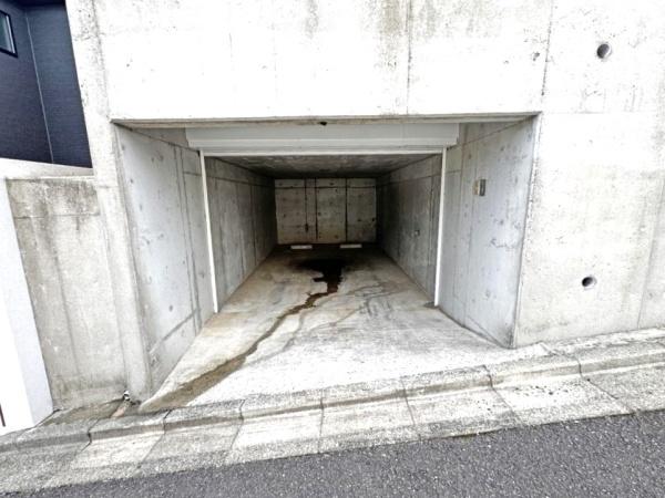 横浜市港南区日野４丁目の中古一戸建て