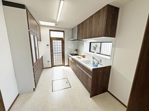 横浜市港南区日野４丁目の中古一戸建て