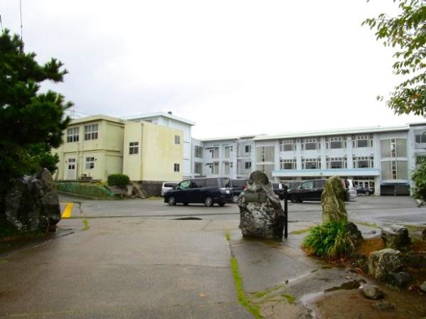 三浦市原町の中古一戸建て(三浦市立三崎中学校)