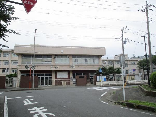 横浜市泉区和泉町の新築一戸建(横浜市立南瀬谷中学校)