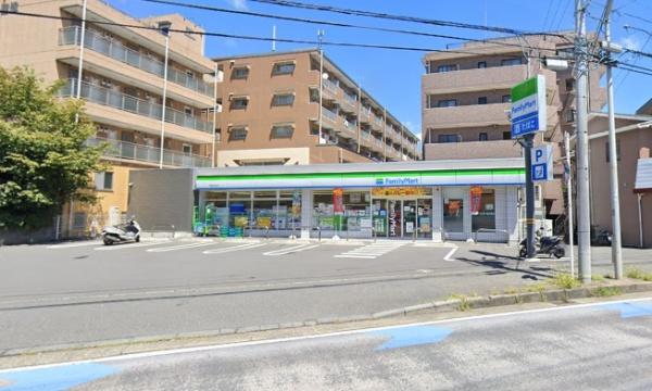 戸塚サニーフラット(ファミリーマート戸塚吉田町店)