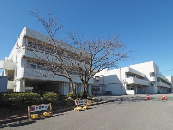 モアコート戸塚(横浜市立秋葉中学校)