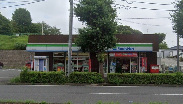横浜市港南区丸山台２丁目の土地(ファミリーマート横浜野庭店)