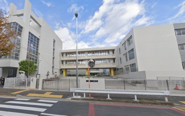 緑園7丁目/1号棟(横浜市立緑園義務教育学校)
