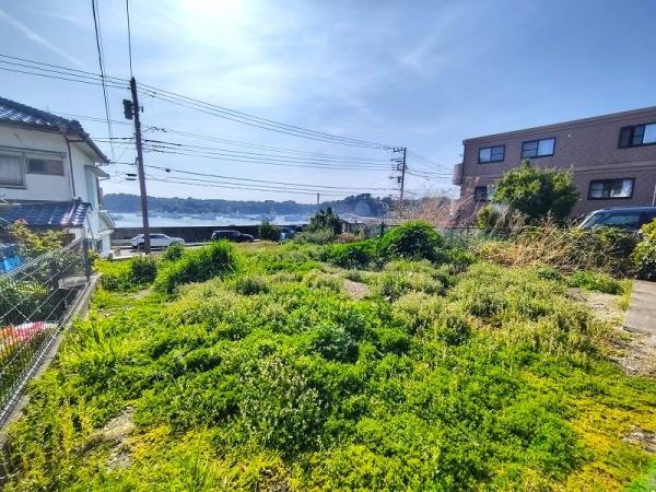 南下浦町松輪・建築条件なし土地
