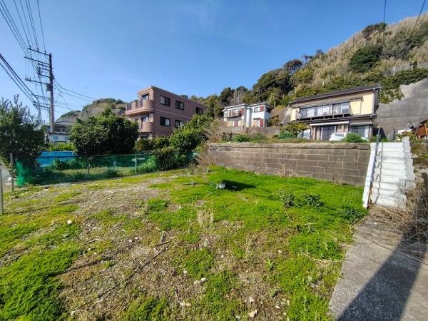 南下浦町松輪・建築条件なし土地