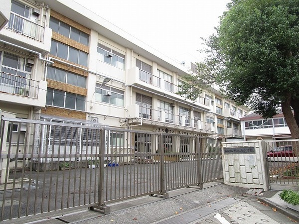 パークコリーナ上大岡アジュールコート(横浜市立相武山小学校)