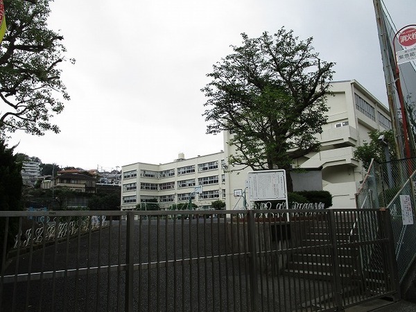 リーベスト港南台(横浜市立日野小学校)