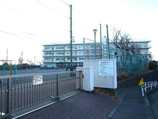 クレストコート東戸塚Ⅱ(横浜市立平戸台小学校)