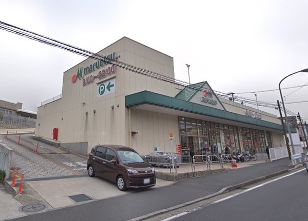 ベルシャトウ戸塚壱番館(マルエツ戸塚大坂下店)
