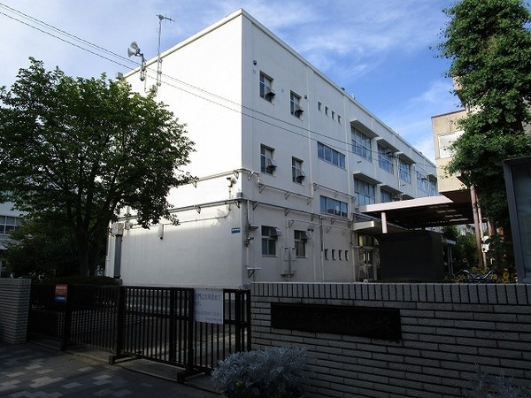 ベルシャトウ戸塚壱番館(横浜市立戸塚小学校)