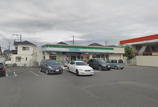 横浜市泉区中田西２丁目の新築一戸建(ファミリーマート泉かまくらみち店)