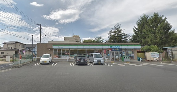 横浜市泉区上飯田町の新築一戸建(ファミリーマート横浜上飯田団地店)
