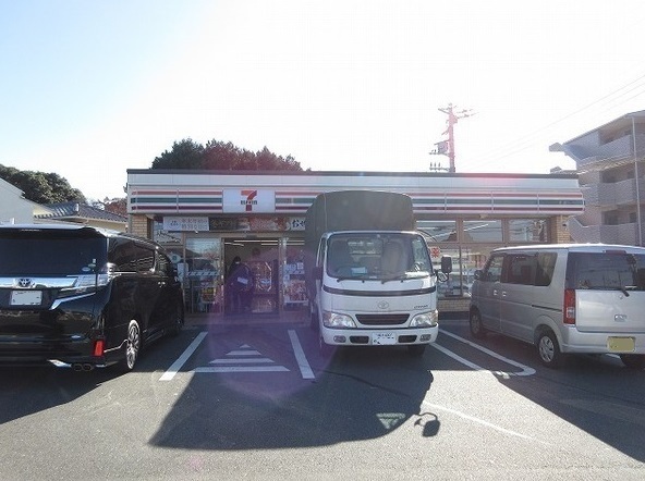 横浜市戸塚区原宿２丁目の中古一戸建て(セブンイレブン横浜原宿2丁目店)