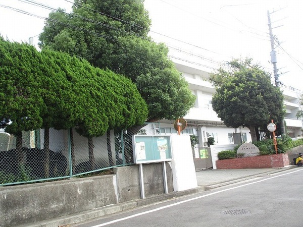 藤和ライブタウン大船２号棟(横浜市立西本郷中学校)